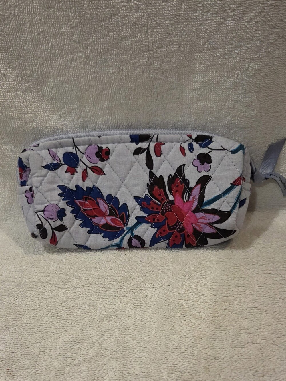 VERA BRADLEY COSMETICS BAG